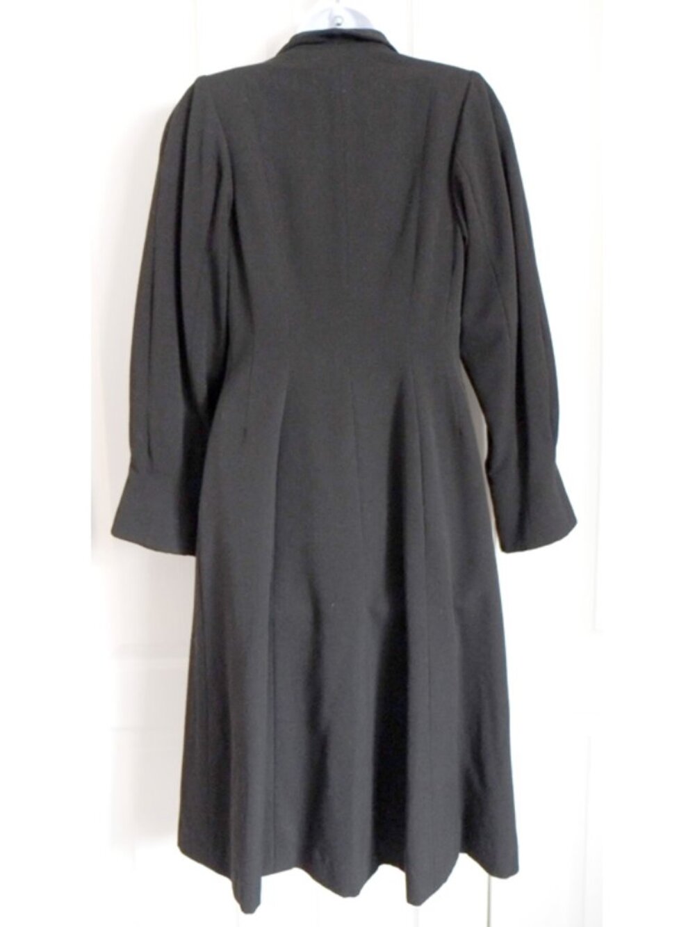 RARE c. 1940 black Saltaire swing coat w/ ribbon detail - Picture 8 of 16